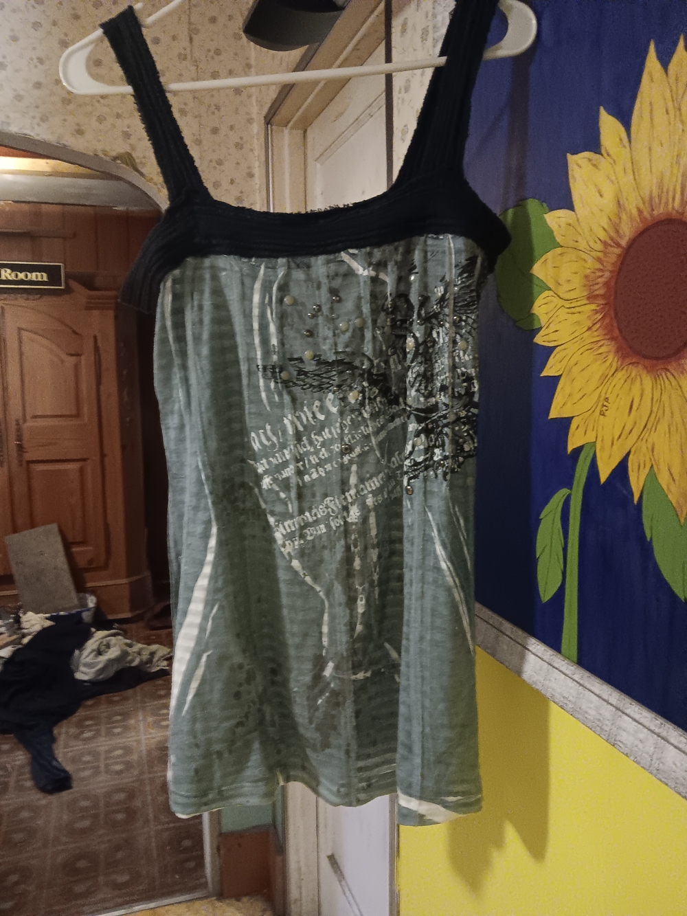 Salvage Graphic Studded Teal Tank Top. M